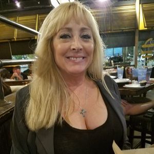 Meet your Posher, Yvette